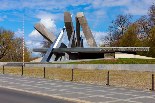 Poznan army monument against the blue sky. — Stock Photo, Image