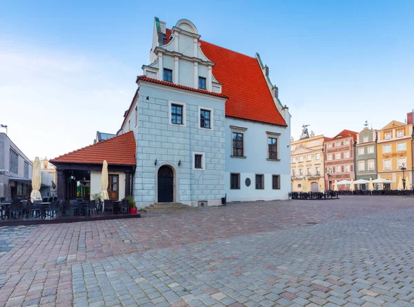 Poznaniu. Rynek w słoneczny dzień. — Zdjęcie stockowe