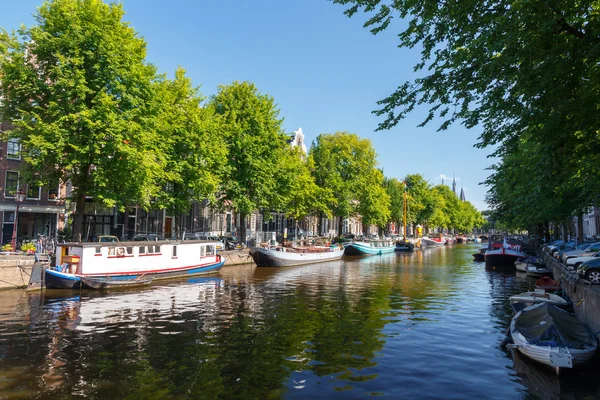 Kanäle von Amsterdam. — Stockfoto