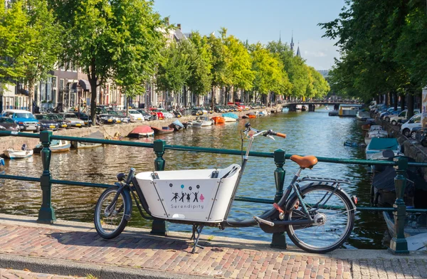 Canais de amsterdam . — Fotografia de Stock