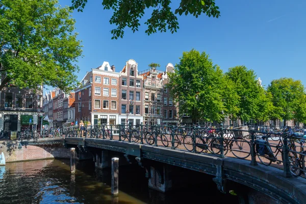 Canali di Amsterdam . — Foto Stock