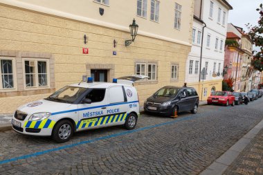 Prag. Trafik polisi.