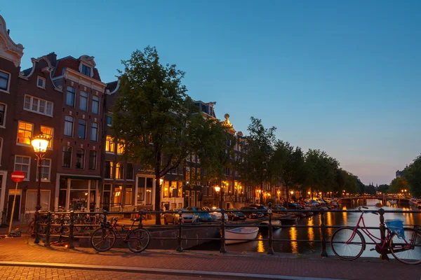 Amsterdam's canals. — Stock Photo, Image
