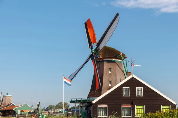 Windmühlen in Holland. — Stockfoto