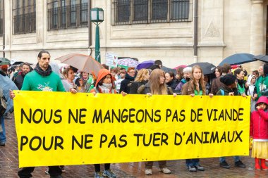 Paris. Vejetaryenler gösteri.