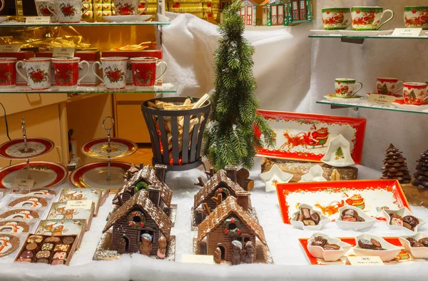 Bruges. Decorated shop window. — Stock Photo, Image