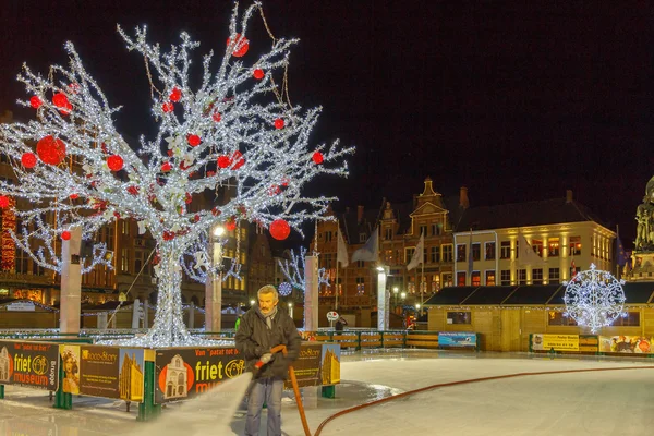 Brüche an Weihnachten. — Stockfoto