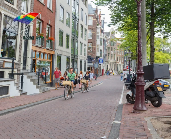 Rowerzyści w Amsterdamie. — Zdjęcie stockowe