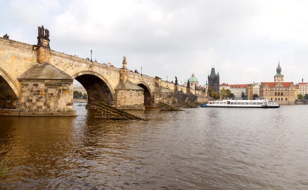 Prag. Charles Köprüsü. — Stok fotoğraf