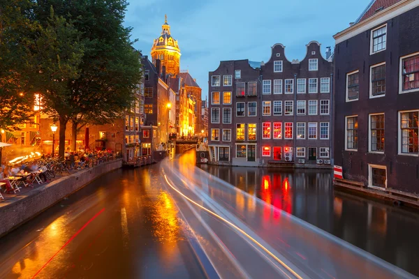 Каналы Амстердама . — стоковое фото