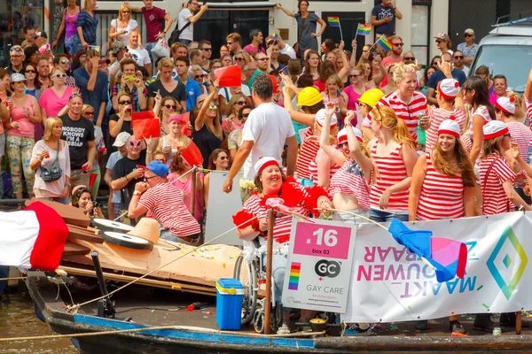 Amsterdam Gay Pride 2014. — Stockfoto