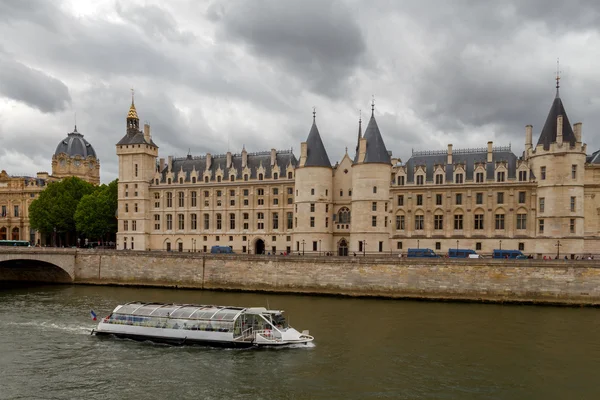 Parijs. Conciergerie. — Stockfoto