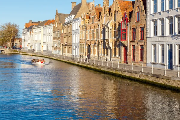 Kanal Spiegel Rei, Bruges — Stok fotoğraf