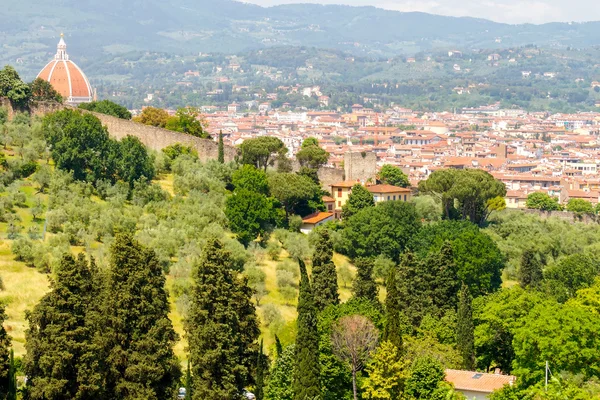 Utsikten över Florens från Fort Belvedere. — Stockfoto