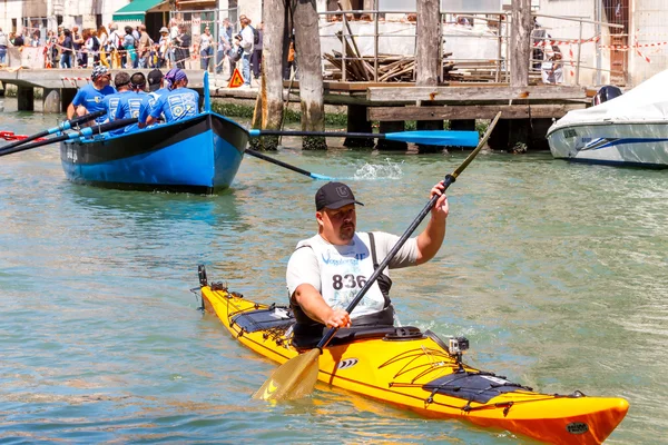 De Italia. Venecia. Regata de Vogalonga . —  Fotos de Stock