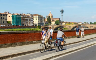 Bisikletçiler Floransa.