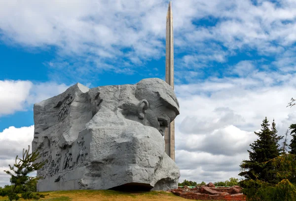 Памятник защитникам Брестской крепости . — стоковое фото