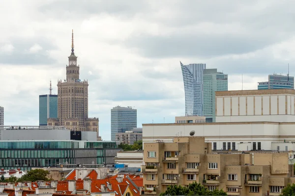 Warszawa. Staden centrerar med palatset för kultur och vetenskap. — Stockfoto