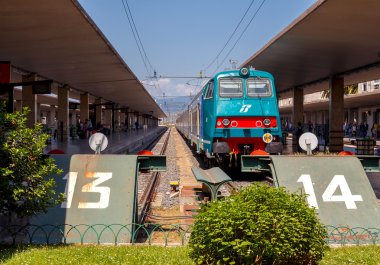 Florence. Tren İstasyonu.