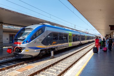 Florence. Tren İstasyonu.