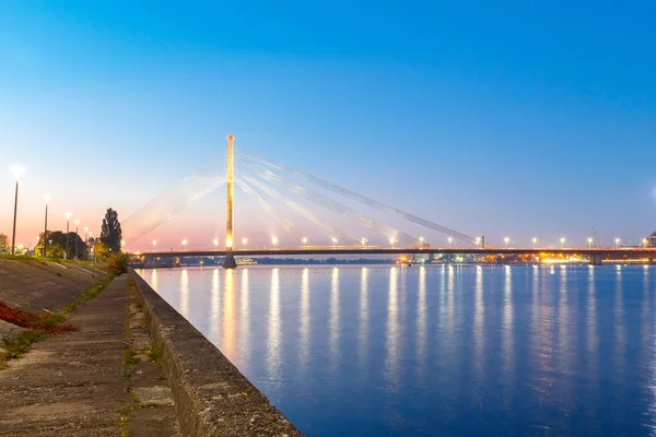 Riga. Kabel-blivet överbrygga. — Stockfoto