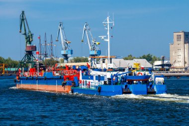 Gdansk. Seaport teknede römorkör.