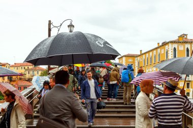 Bir yağmurlu günde Venedik.