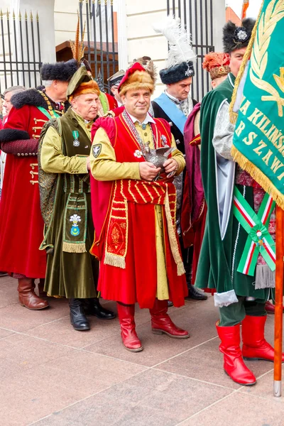 Warschau. Kostuum show op de Koninklijke Route. — Stockfoto