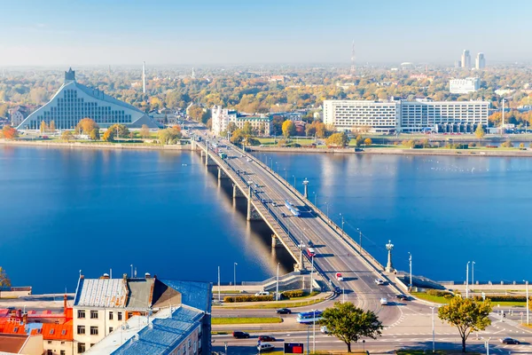 Riga. Nationalbibliothek. — Stockfoto