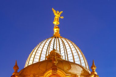 Dresden. Sanatlar Akademisi.