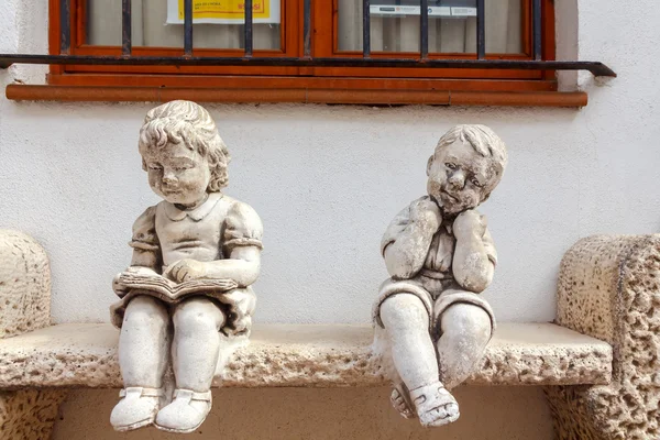 Tossa de Mar. Skulpturen på gatan. — Stockfoto