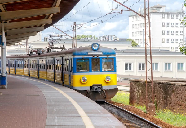 Gdansk. Passenger train. — Stock Photo, Image