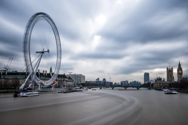 Cidade de Londres com London Eye — Fotografia de Stock