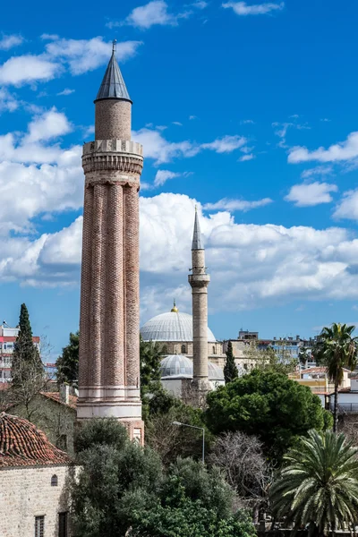 Dos minaretes en Antalya — Foto de Stock