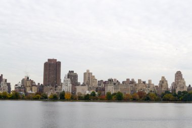 Upper East Side bölgesinde bulutlu sabah