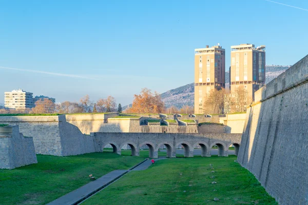 Köprü'den, kalenin