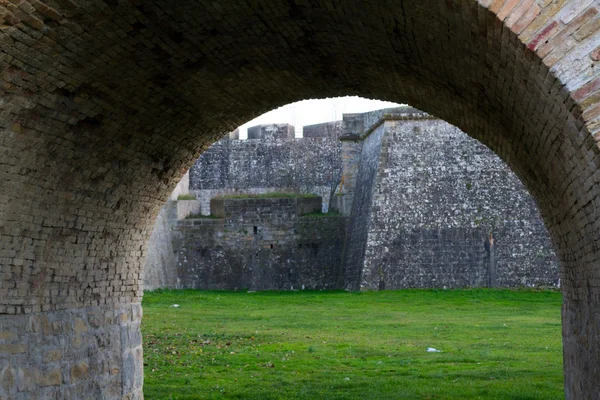 Chemin vers les murs — Photo