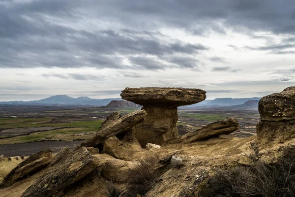 Vysoká tak v Bardenas Reales — Stock fotografie