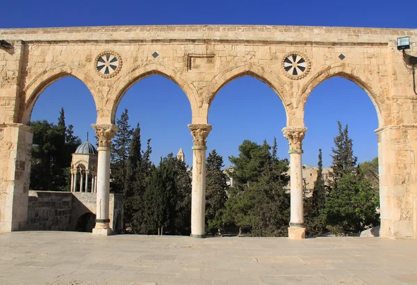 Colonnade Along the Square on the Temple Mount — Stock Photo, Image