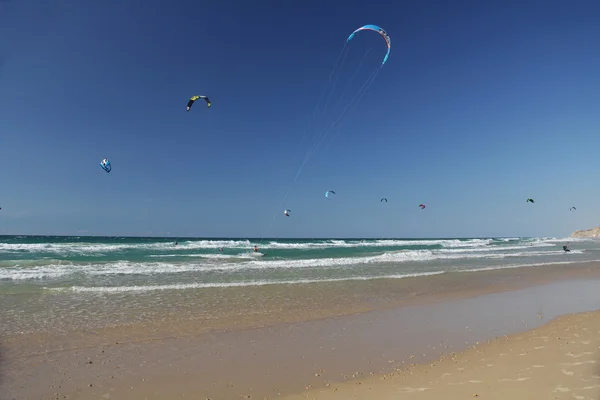 Kite Surf sul Mar Mediterraneo in Israele — Foto Stock