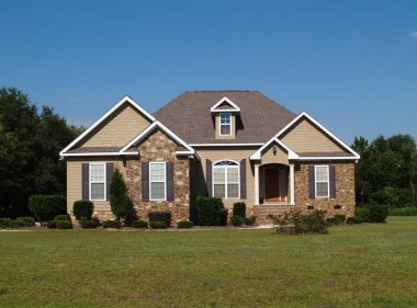 Tek hikaye taş ve vinil konut ev.