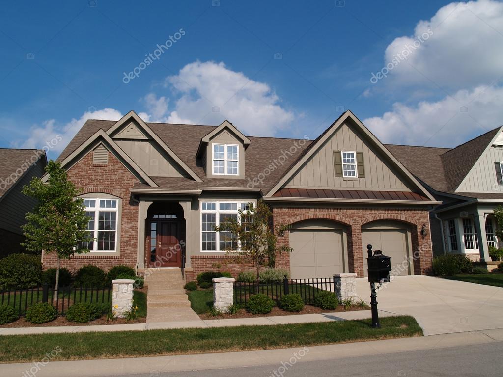 Small home with double garage in a neighborhood where the houses are