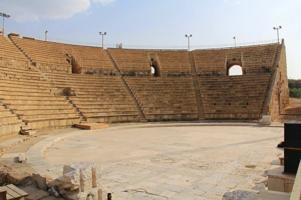 Внутри Амфитеатра в Национальном парке Кесария-Маритима — стоковое фото
