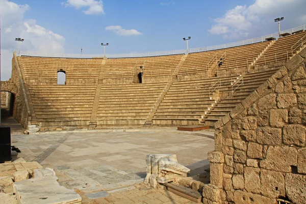 A l'intérieur de l'Amphithéâtre du Parc National de Césarée Maritima — Photo