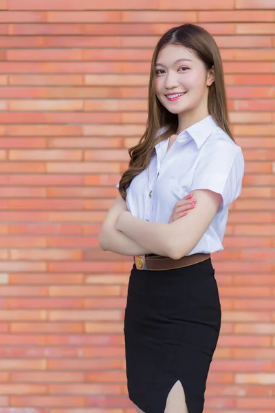 Retrato Estudante Tailandês Adulto Uniforme Estudante Universitário Asiática Menina Bonita — Fotografia de Stock