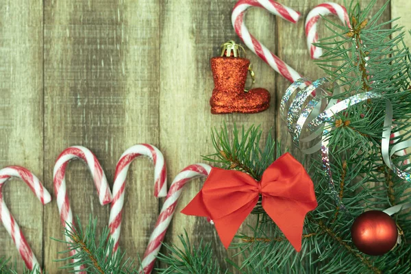 크리스마스 장난감 흰색과 빨간색 롤리팝 — 스톡 사진
