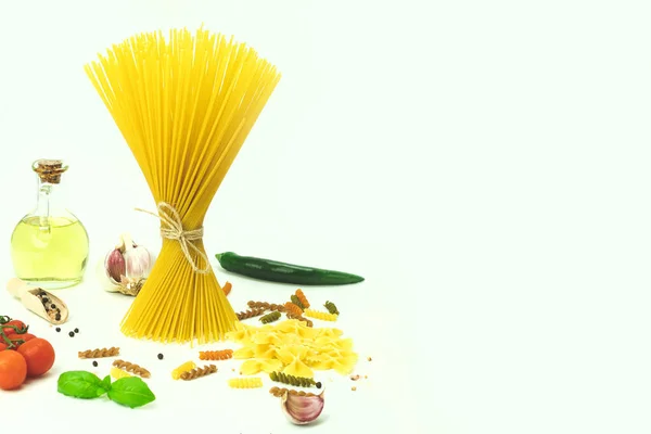 Espaguetis Crudos Secos Con Espacio Para Copiar Concepto Creativo Comida —  Fotos de Stock