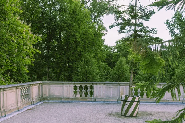 Varanda Vintage Antigo Castelo Com Vista Para Jardim Terraço Com — Fotografia de Stock