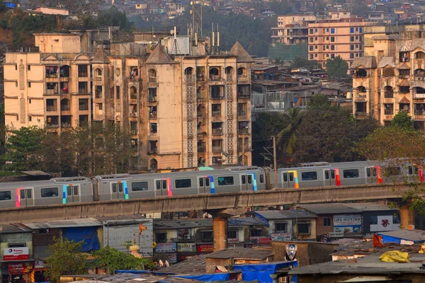 2018 Mumbai India February 2018 Mumbai Metro Train Arrives Asalmetro — 스톡 사진