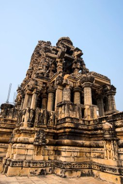 Sihoniya, Madhya Pradesh, Hindistan - 27 Kasım 2019: 11. yüzyıl Shiva Tapınağı Kakanmath kalıntıları. 